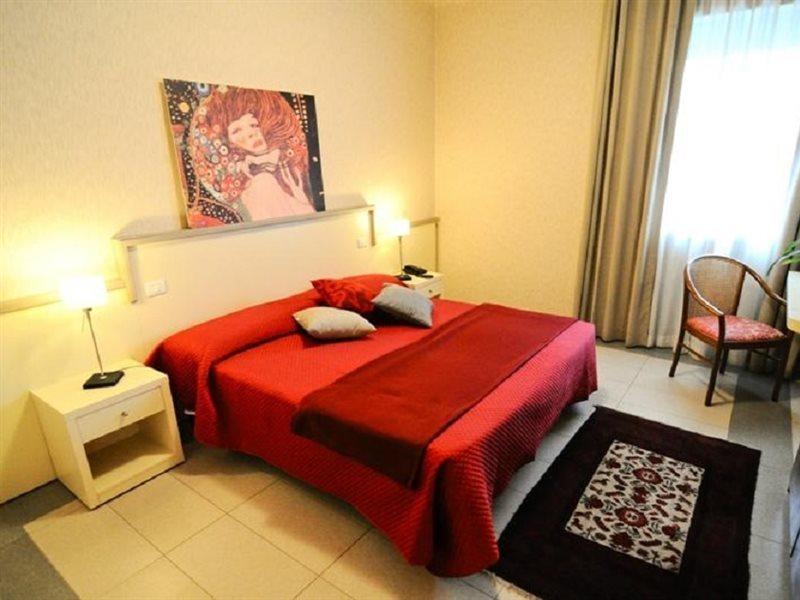 Hotel Al Sant'Andrea Sarzana Eksteriør billede