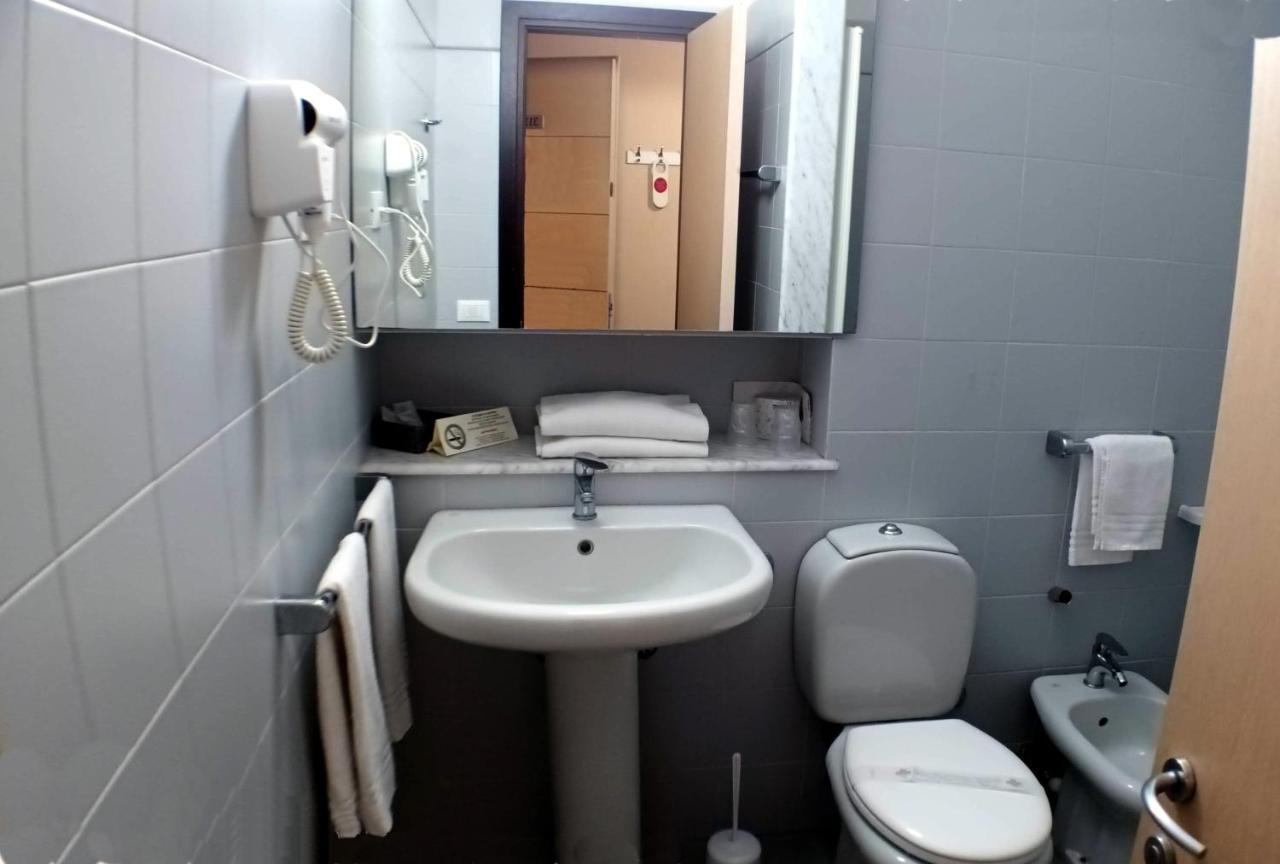 Hotel Al Sant'Andrea Sarzana Eksteriør billede