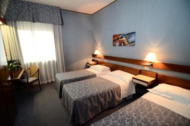 Hotel Al Sant'Andrea Sarzana Eksteriør billede
