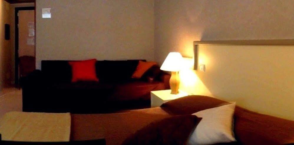 Hotel Al Sant'Andrea Sarzana Eksteriør billede